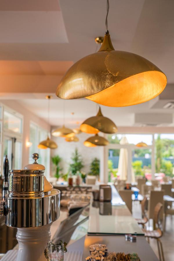 Golden Hotel مارينا دي سيسينا المظهر الخارجي الصورة