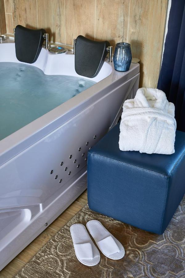 Golden Hotel مارينا دي سيسينا المظهر الخارجي الصورة