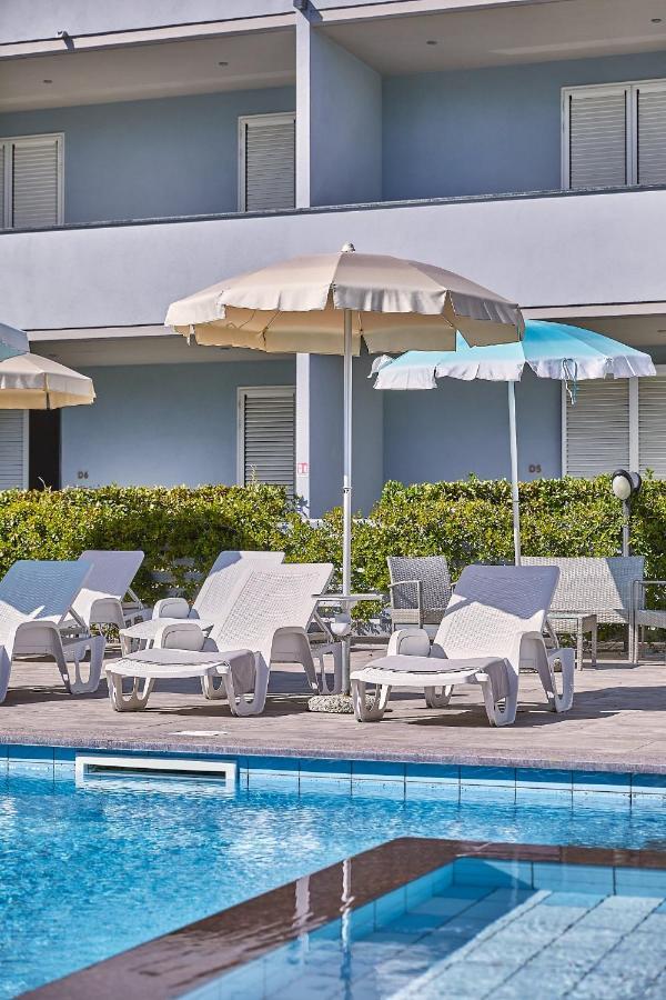 Golden Hotel مارينا دي سيسينا المظهر الخارجي الصورة