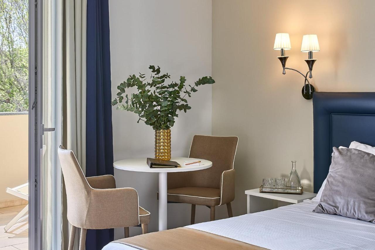 Golden Hotel مارينا دي سيسينا المظهر الخارجي الصورة
